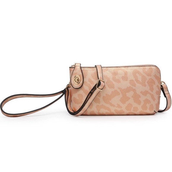 Rose Pink Cheetah Print Crossbody Wristlet Clutch with Twist Lock Closure - Picture 1 of 4